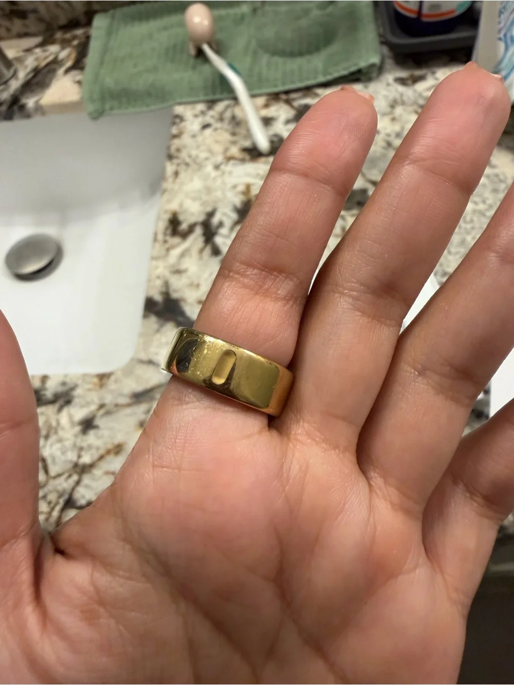 Gold used Oura Ring 4 size 6